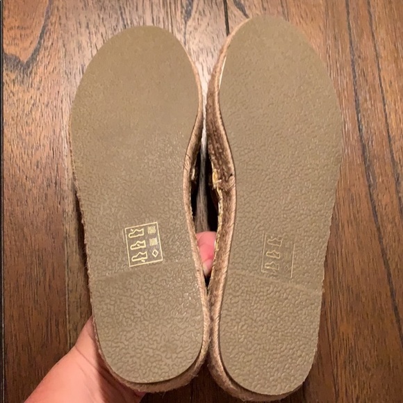 New never worn ASOS black suede cap toe straw espadrilles size 8W - Picture 7 of 7